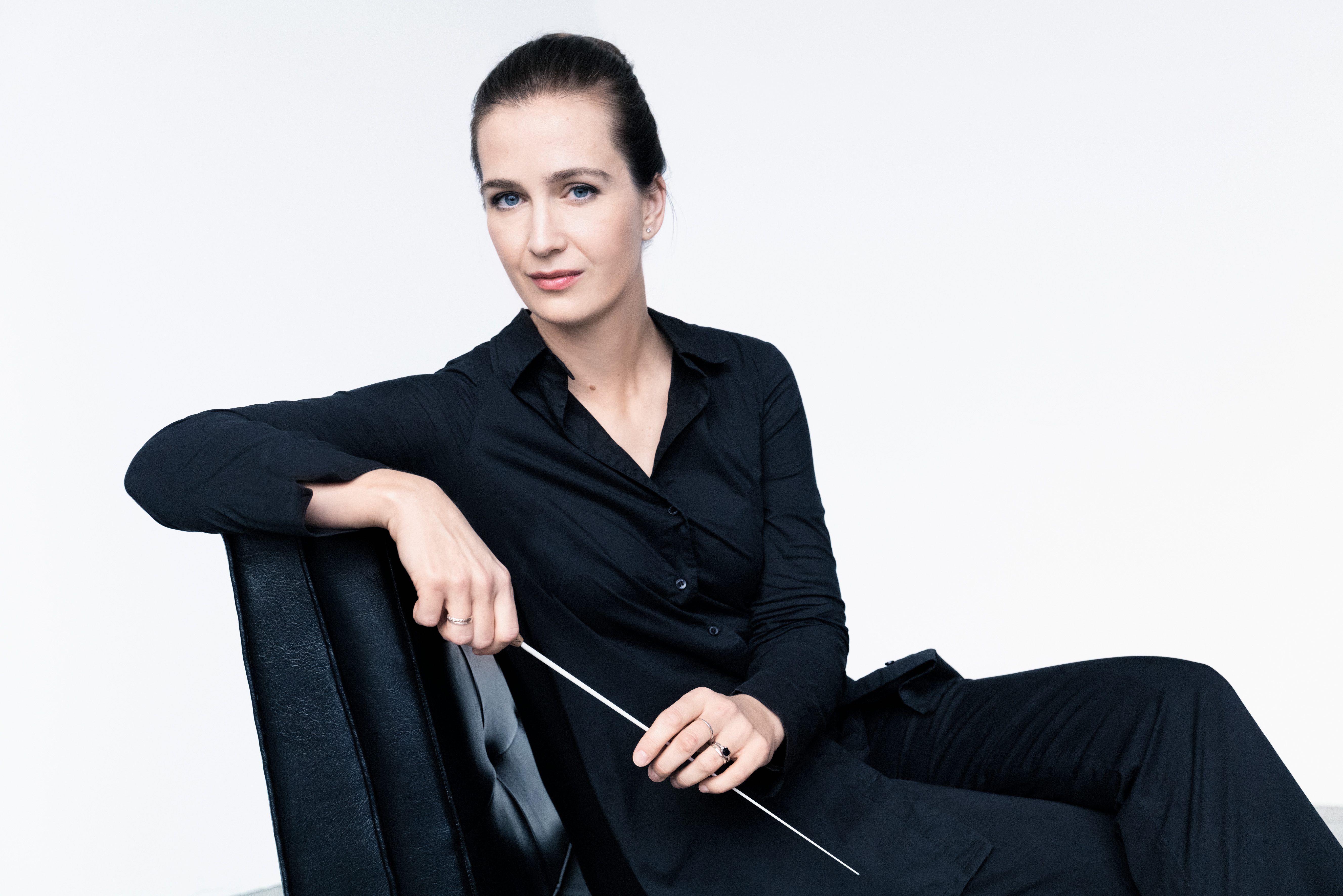 Elena Schwarz